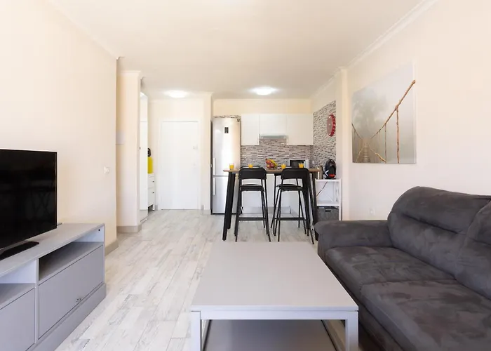 Okstay Marina Palace Tenerife With Balcony And Pool View Apartment